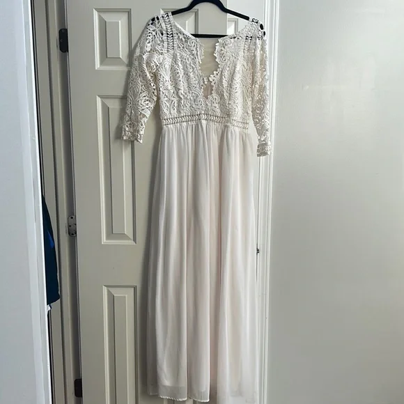 Cream Lace Maxi Dress - Picture 1 of 3